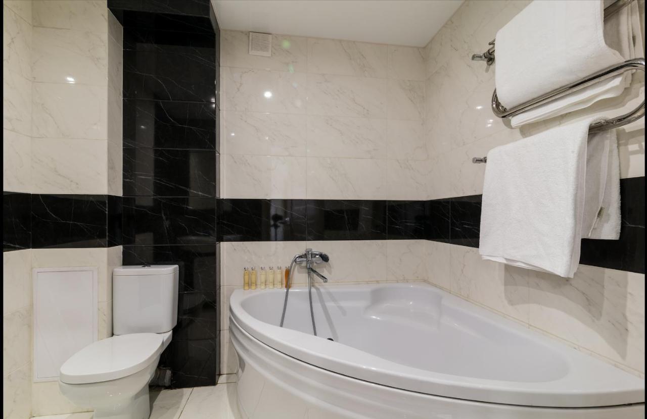 Luxury 2-Bedroom Most City Area, Center Dnipro Exterior photo